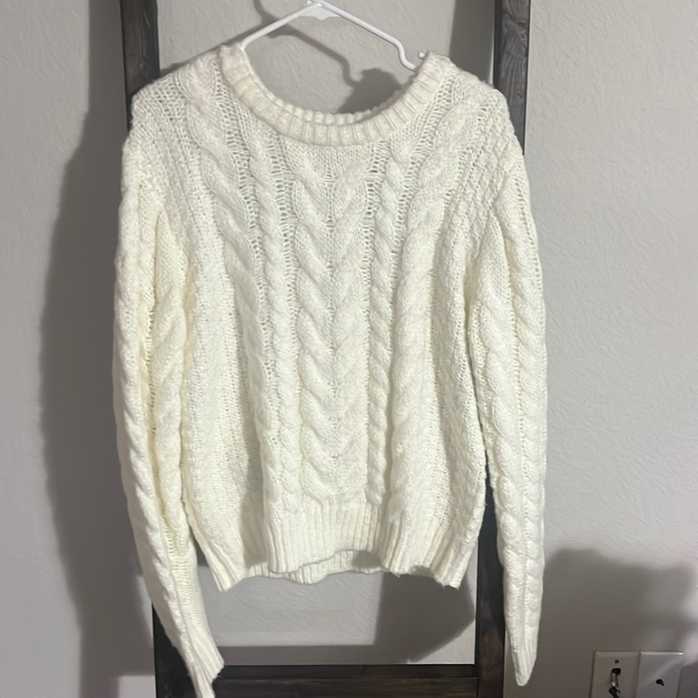 Mi Ami brand sweater